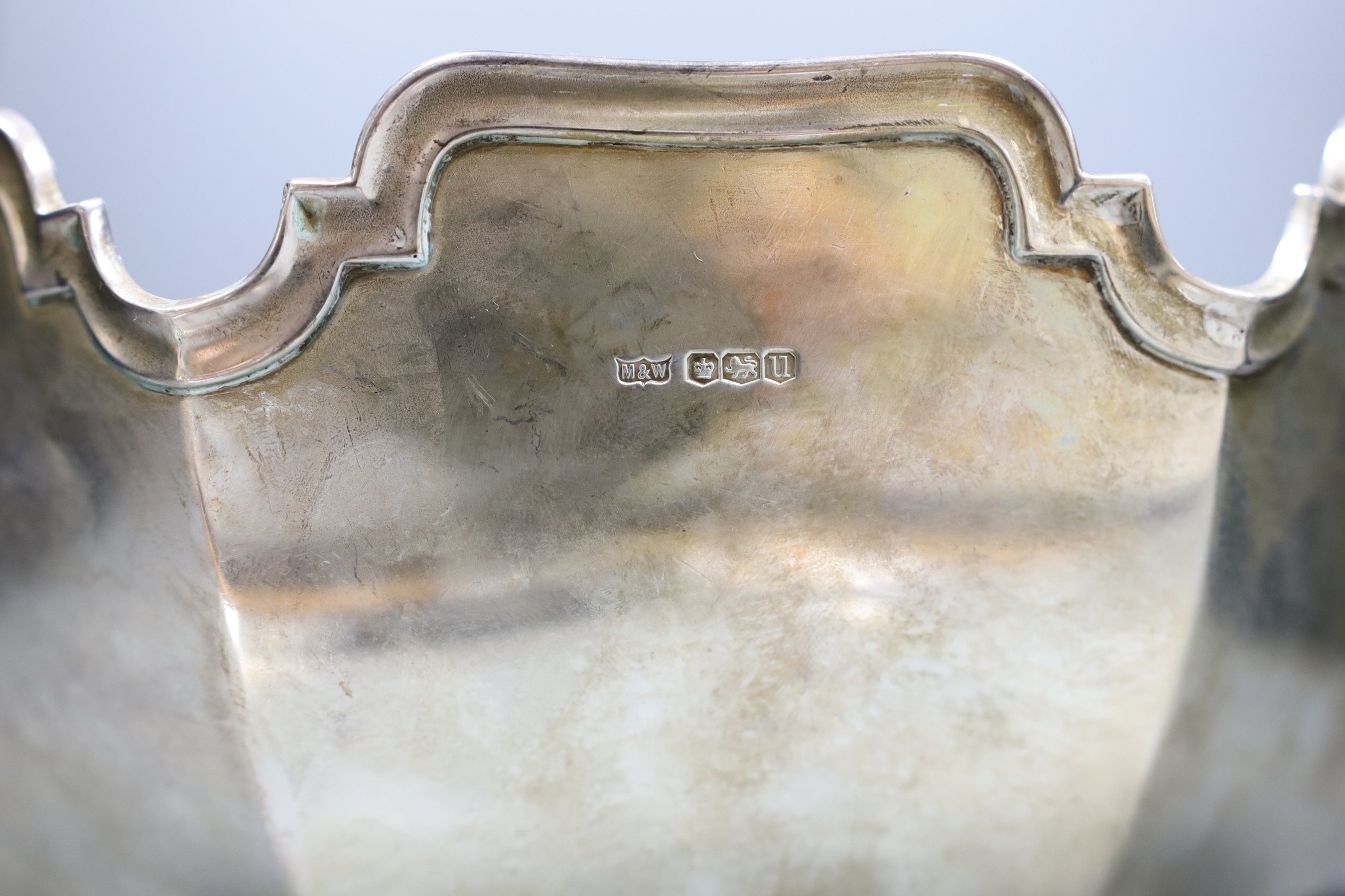 A George VI silver rose bowl, makers Mappin & Webb, Sheffield 1937, diameter 26cm, 38 oz., with original wooden plinth